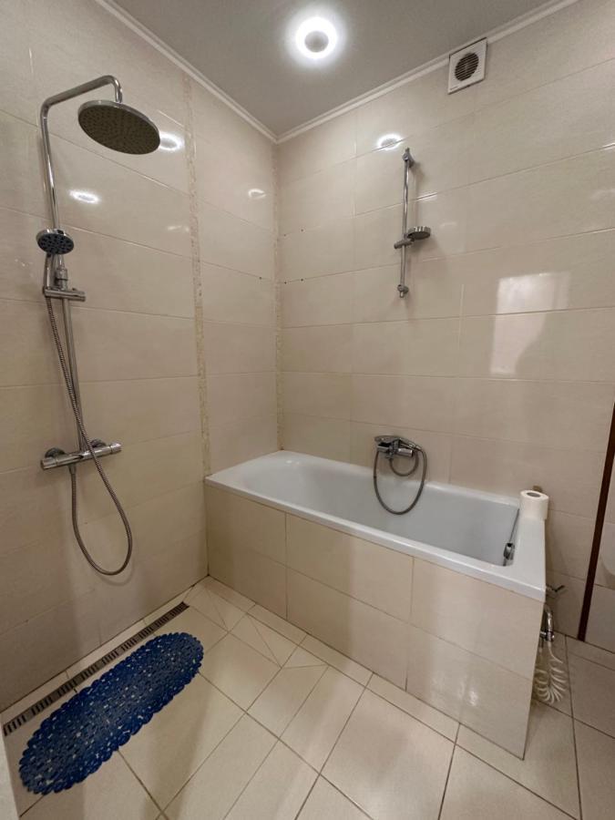 New Central 2Room Apartment Lviv Exterior foto